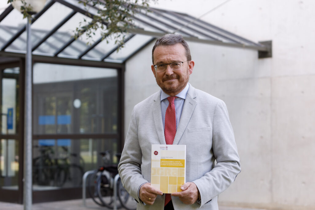 Religiones, libro blanco de la UPNA aconseja tratar a todas con igualdad