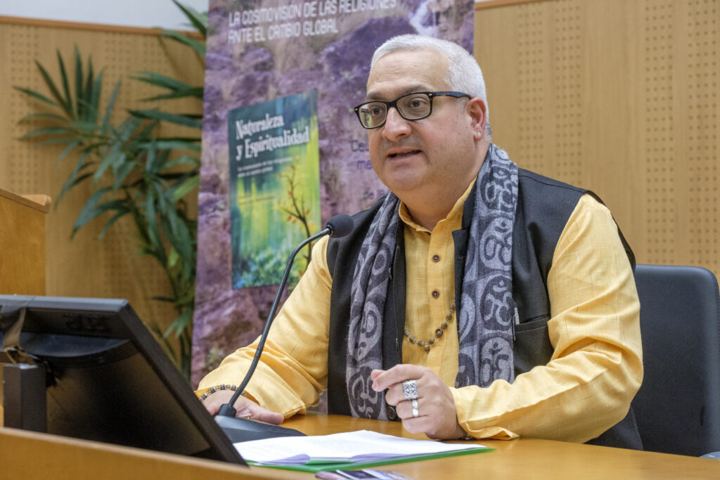 Ramchandani es reelegido presidente de la Federación Hindú de España