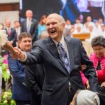 Russell M. Nelson fallece a los 101: Una vida dedicada a la sanación, la fe y la unidad mundial
