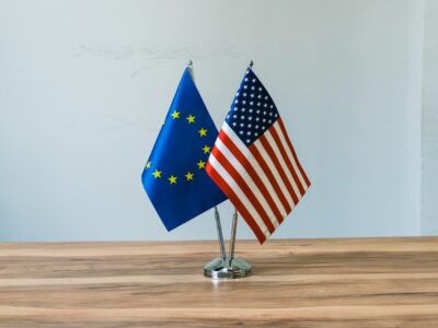 L’UE exige une « transparence totale » face aux turbulences tarifaires américaines qui mettent l’accord commercial à l’épreuve.