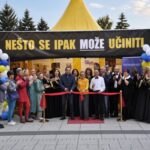 Los Ministros Voluntarios de Scientology combinan la formación práctica con las tradiciones culturales bosnias en Sarajevo